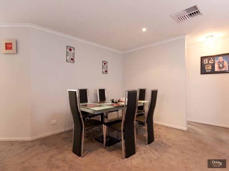 147 Aylmer Road, Lyndhurst VIC 3975