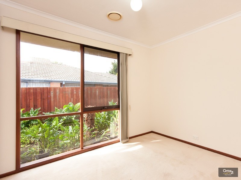 12 Dairyfarm Terrace, Hampton Park VIC 3976