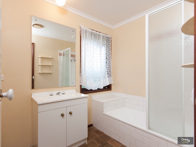 12 Dairyfarm Terrace, Hampton Park VIC 3976