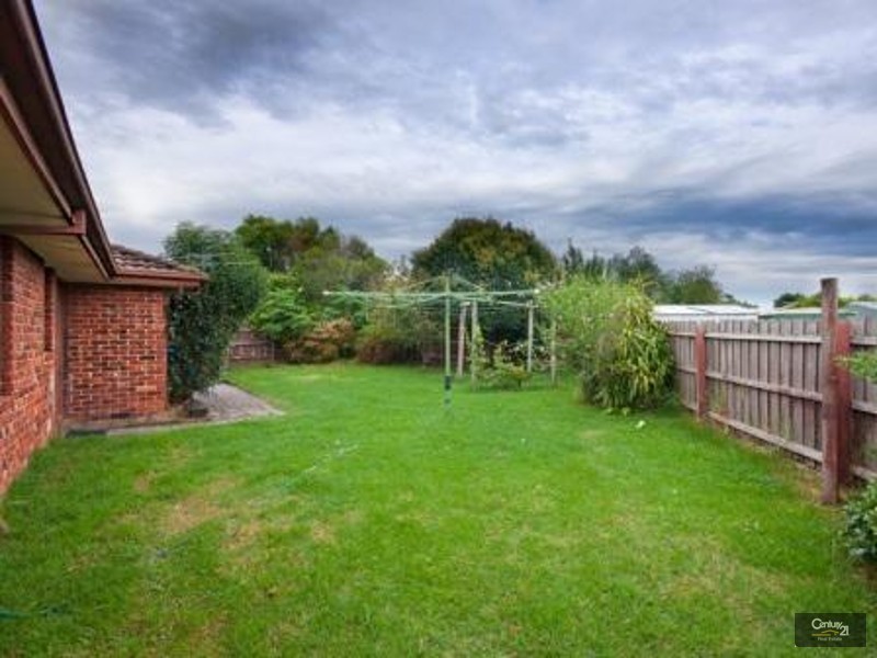 12 Dairyfarm Terrace, Hampton Park VIC 3976