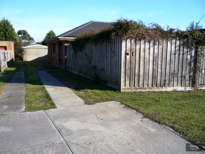 39 Bourke Road, Cranbourne VIC 3977