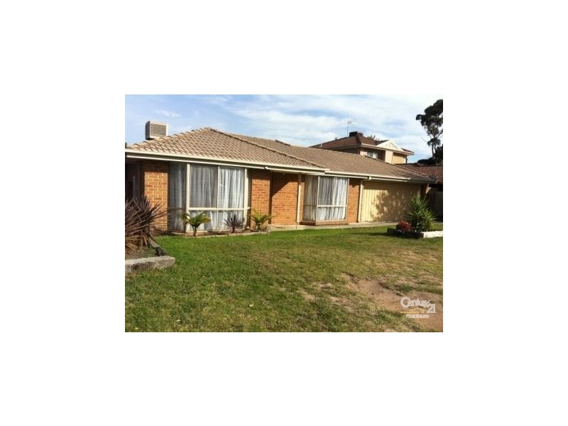 13 Belvedere Court, Hampton Park VIC 3976