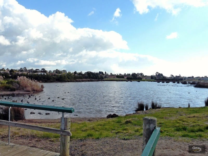 3/39-41 Coral Drive, Hampton Park VIC 3976