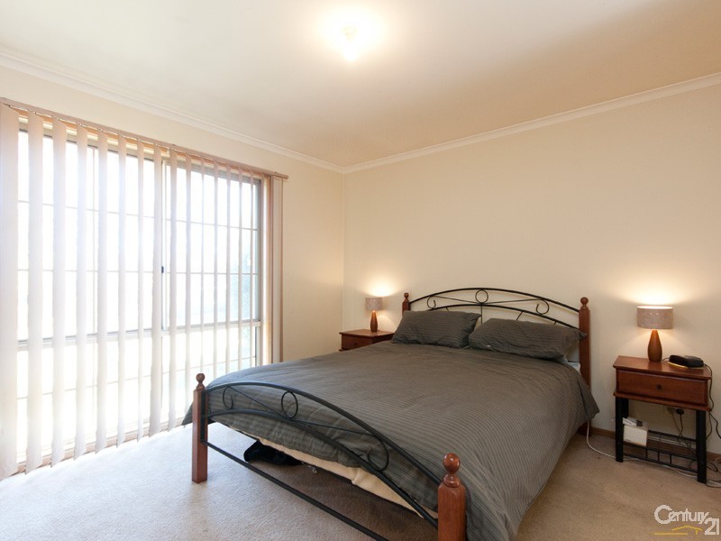 19 Sandhurst Mews, Hampton Park VIC 3976