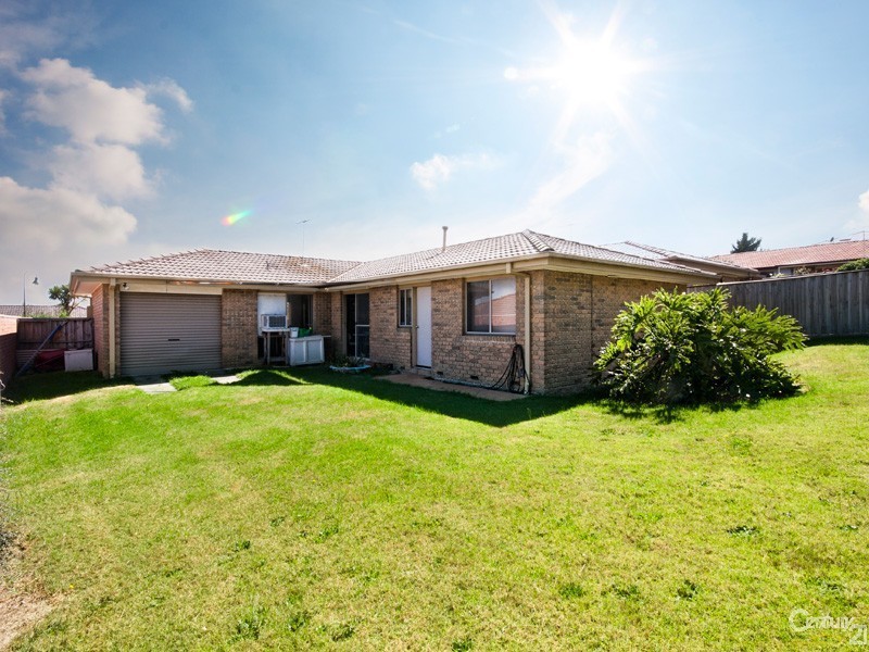 19 Sandhurst Mews, Hampton Park VIC 3976