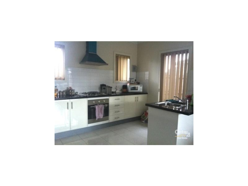 1/77-79 Frawley Road, Hallam VIC 3803