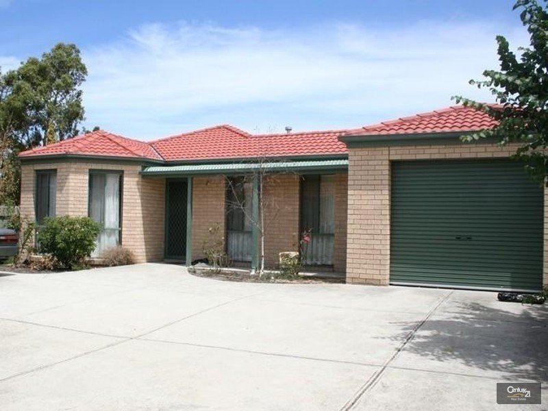 2/16 Burrows Avenue, Dandenong VIC 3175