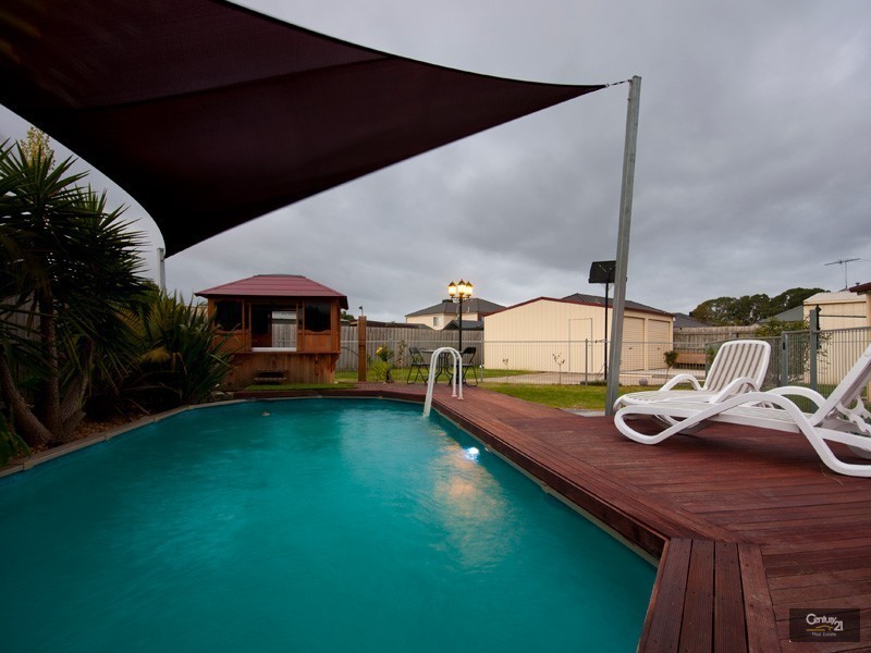 47 Astley Wynd, Lynbrook VIC 3975