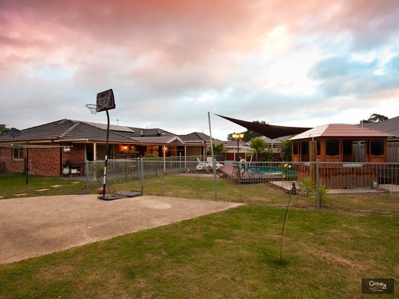 47 Astley Wynd, Lynbrook VIC 3975