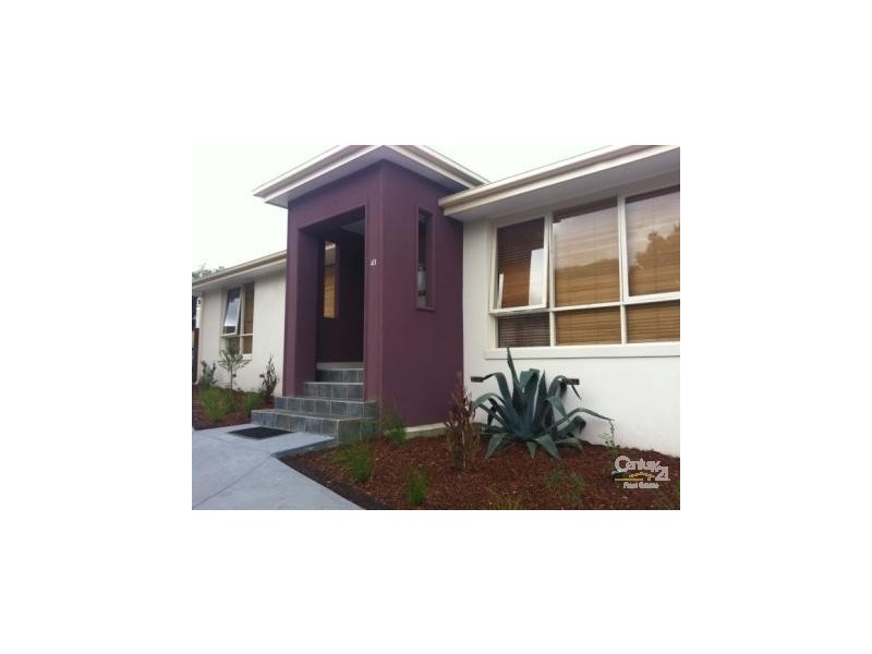1/41 Warana Drive, Hampton Park VIC 3976