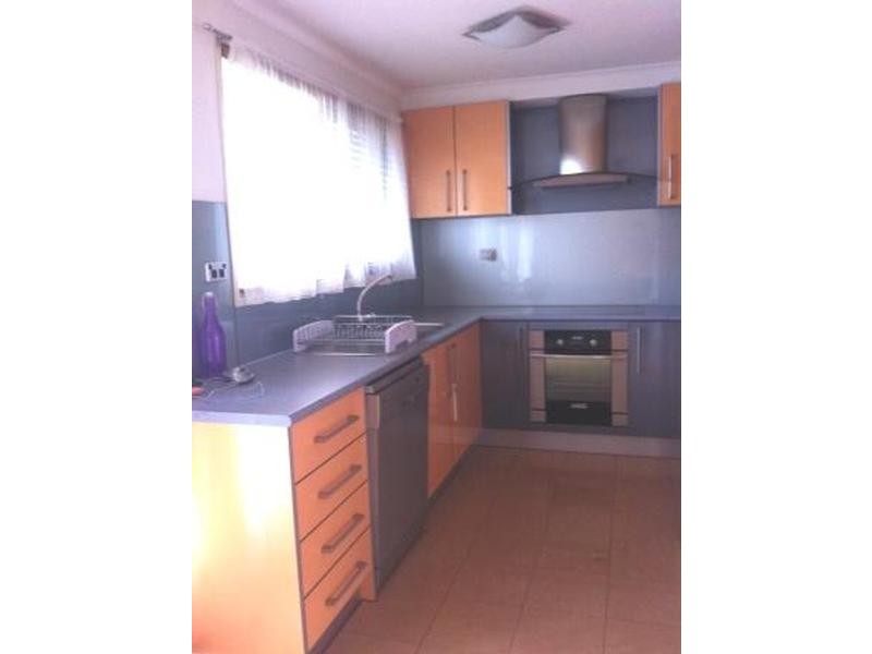 1/41 Warana Drive, Hampton Park VIC 3976