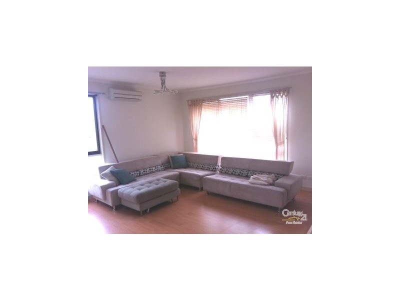 1/41 Warana Drive, Hampton Park VIC 3976