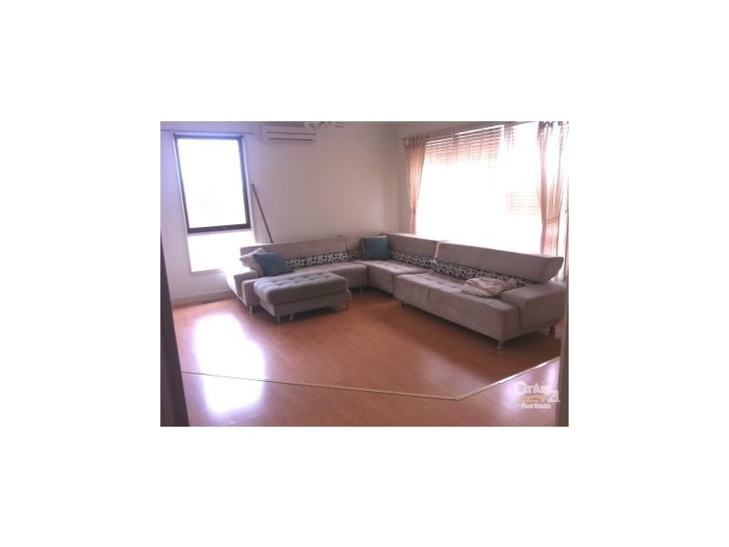 1/41 Warana Drive, Hampton Park VIC 3976