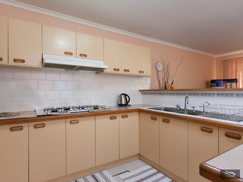 4 Nimbus Court, Hampton Park VIC 3976