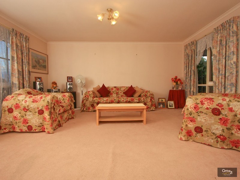 10 Darling Court, Hampton Park VIC 3976
