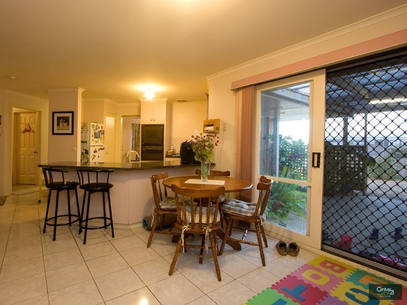 10 Darling Court, Hampton Park VIC 3976