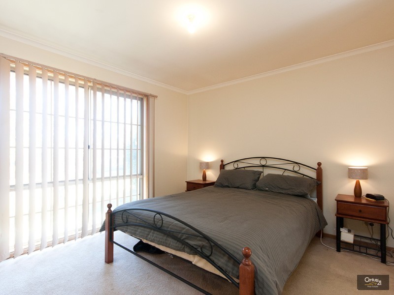 19 Sandhurst Mews, Hampton Park VIC 3976