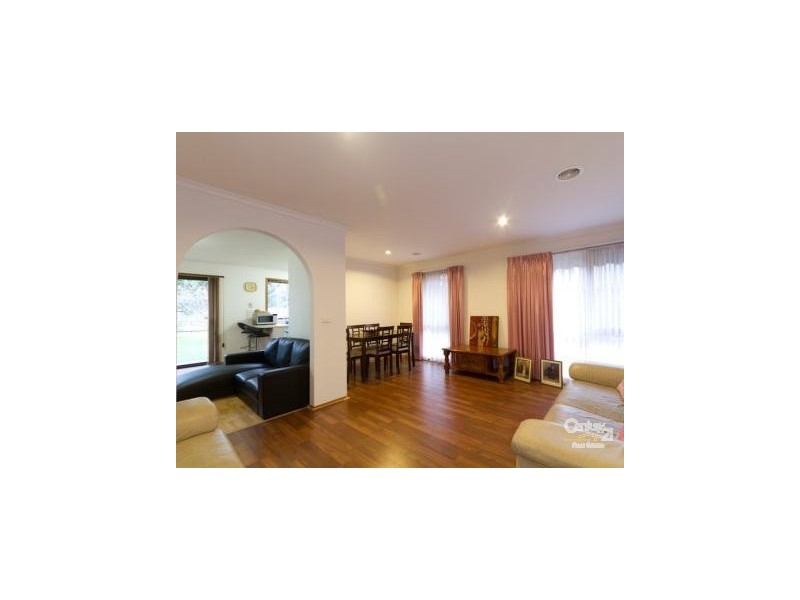 6 Haughton Court, Hampton Park VIC 3976