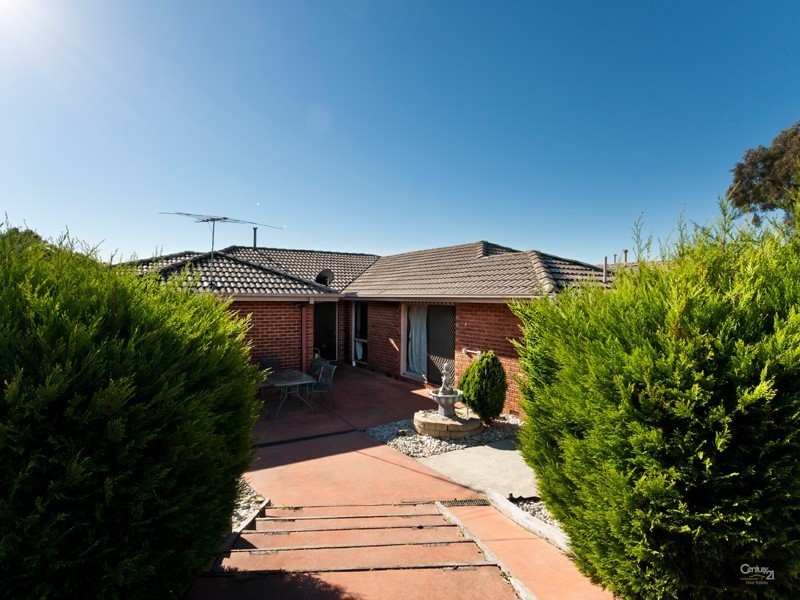 21 Mollisons Hill, Hampton Park VIC 3976