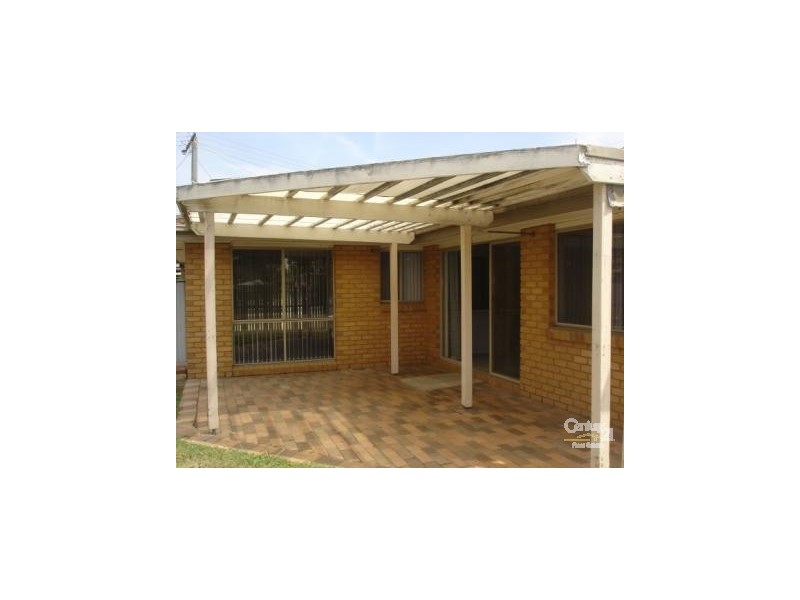 37 General Joshua Drive, Hampton Park VIC 3976