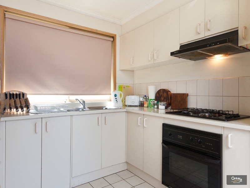 19 Sandhurst Mews, Hampton Park VIC 3976