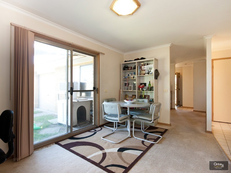 19 Sandhurst Mews, Hampton Park VIC 3976