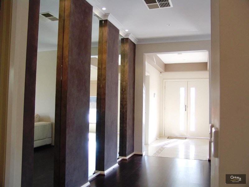 Lot 213 Charlbury Crescent, Cranbourne North VIC 3977