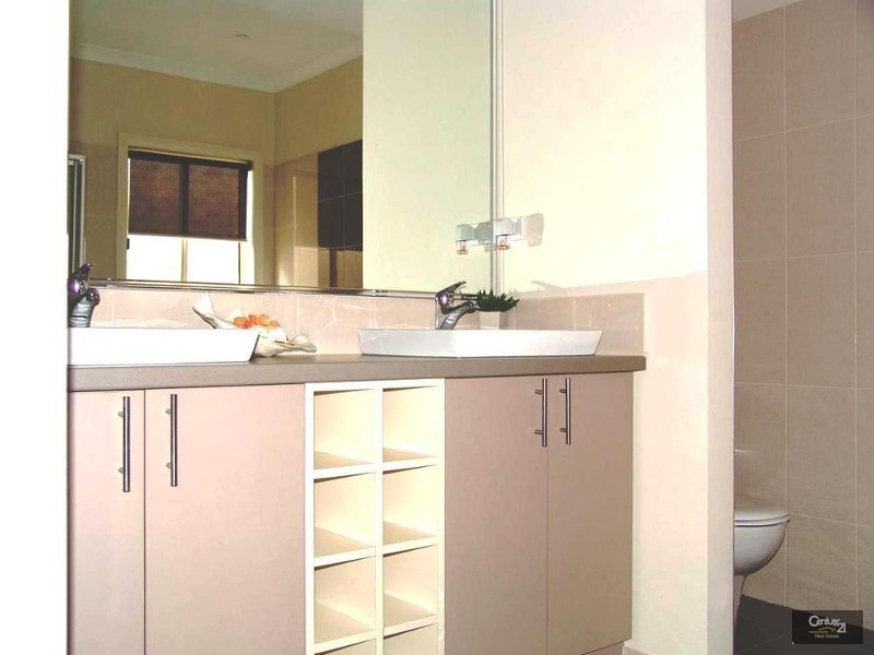 Lot 213 Charlbury Crescent, Cranbourne North VIC 3977