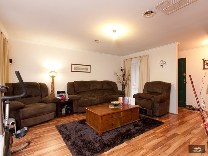 4 Cypress Close, Hampton Park VIC 3976