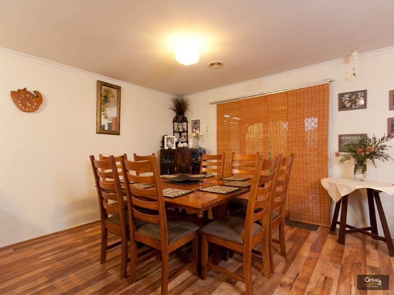 4 Cypress Close, Hampton Park VIC 3976