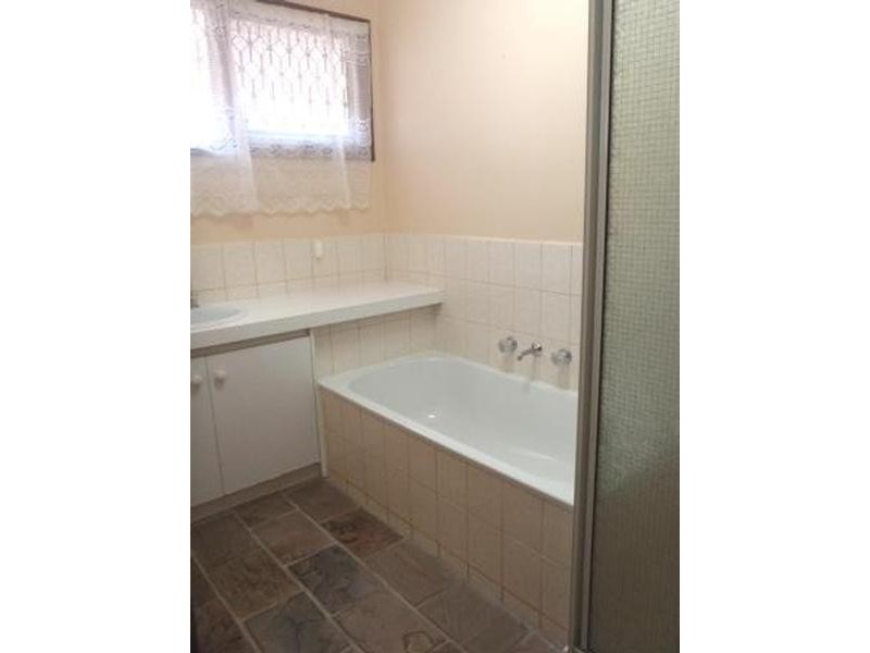 18 Cheryl Court, Hampton Park VIC 3976