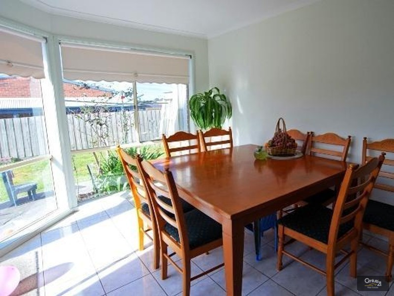 37 Arrino Crescent, Hallam VIC 3803