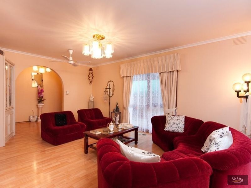 46 Girvan Circuit, Endeavour Hills VIC 3802