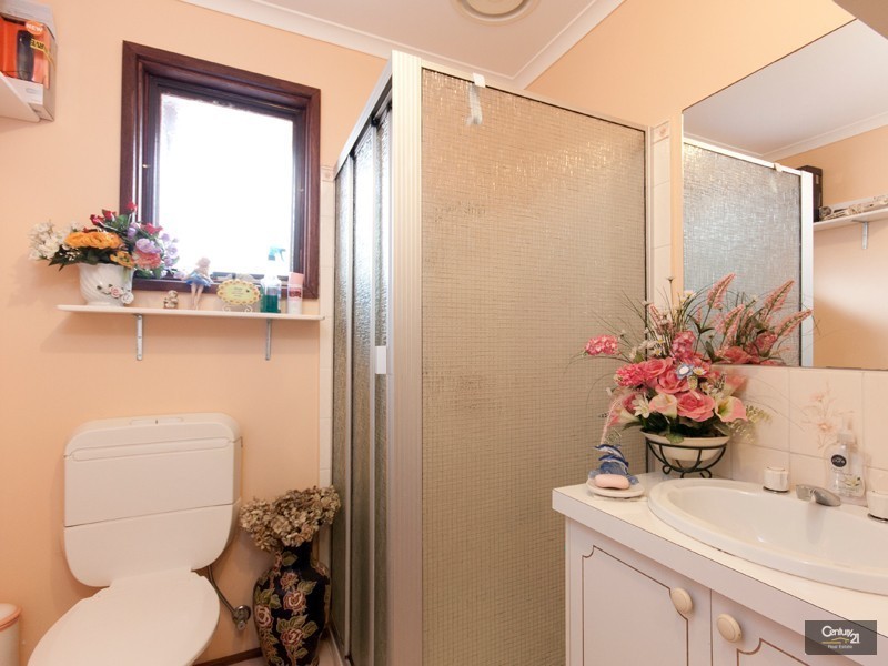 46 Girvan Circuit, Endeavour Hills VIC 3802