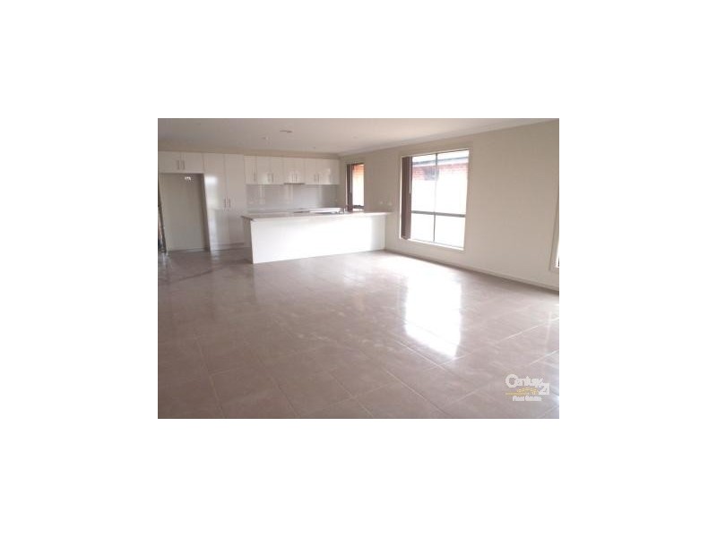 60 Viridian Ave, Officer VIC 3809