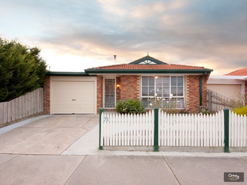 71 Ormond Road, Hampton Park VIC 3976