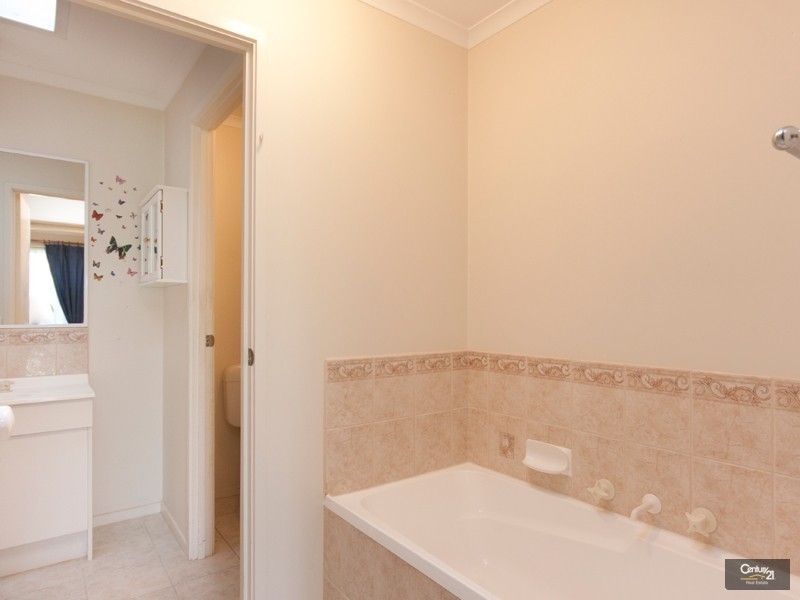 3 Cirrus Close, Hampton Park VIC 3976