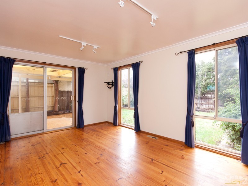 6 Barnsbury Close, Hampton Park VIC 3976