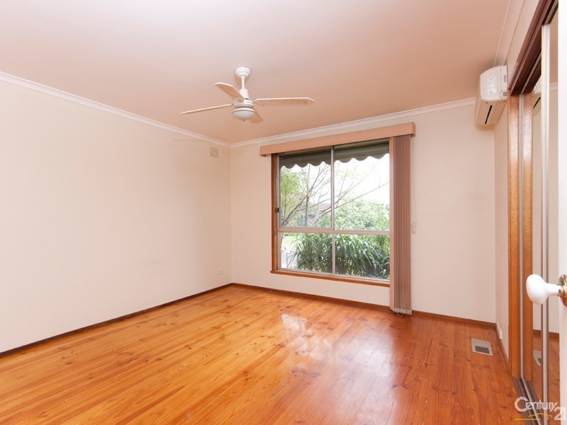 6 Barnsbury Close, Hampton Park VIC 3976