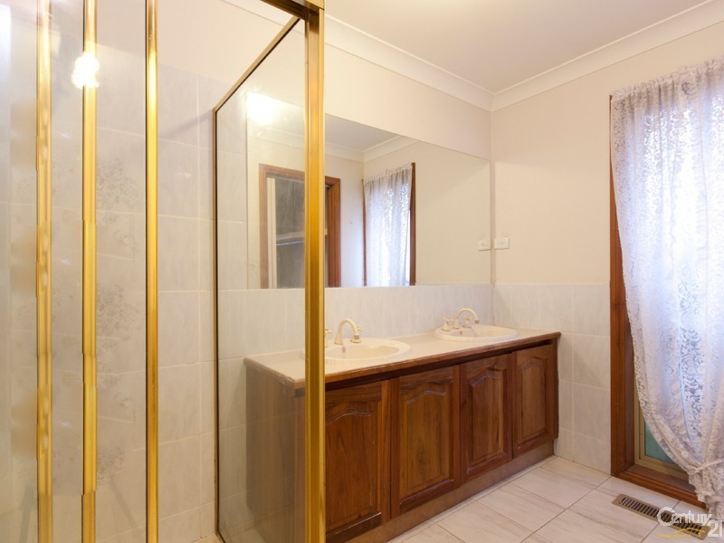 23 Springfield Drive, Narre Warren VIC 3805