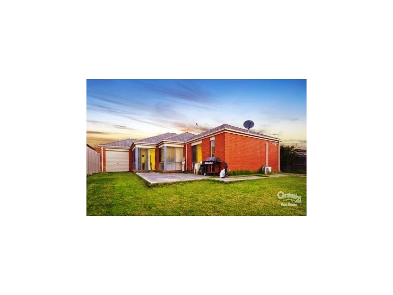 46 Silver Creek Drive, Lynbrook VIC 3975