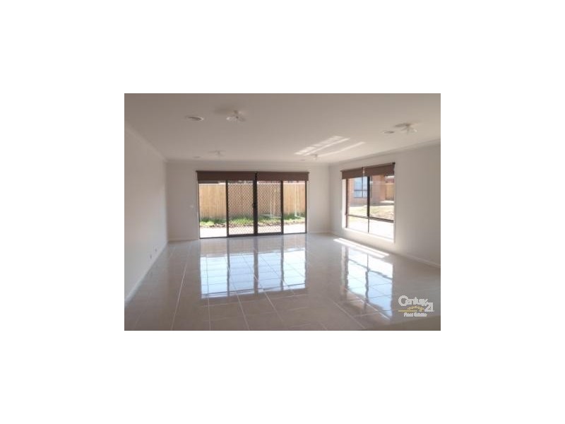 31 Verdant Ave, Officer VIC 3809