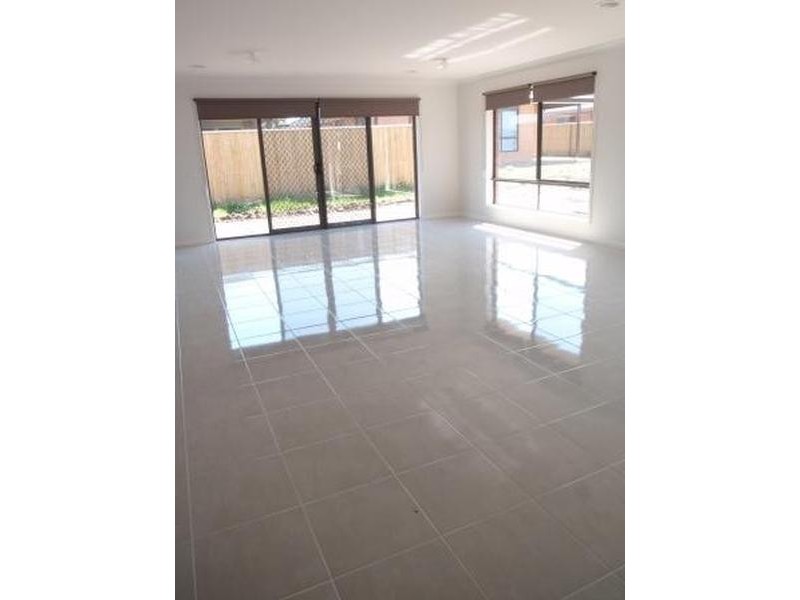 31 Verdant Ave, Officer VIC 3809