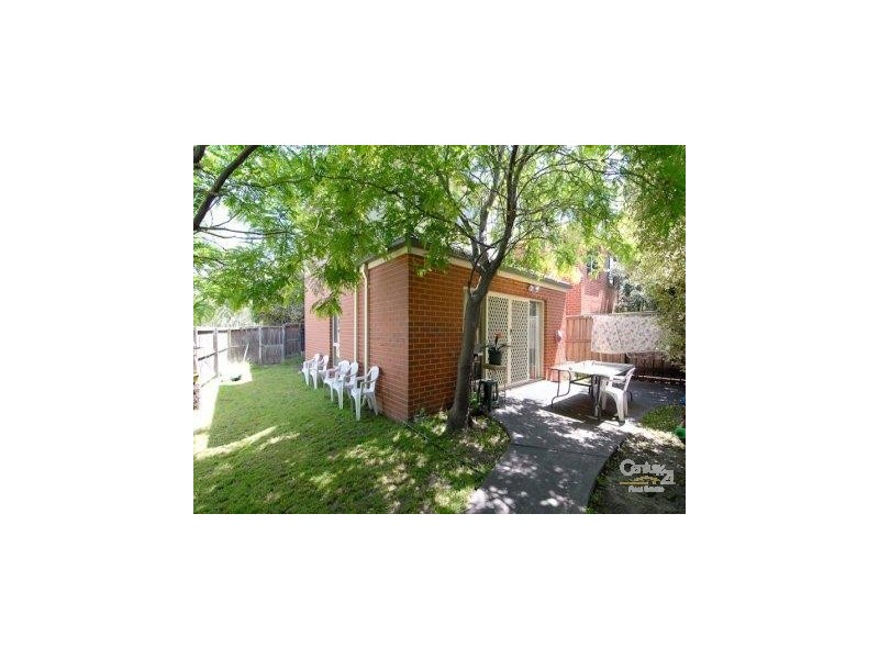 60 Paterson Drive, Lynbrook VIC 3975