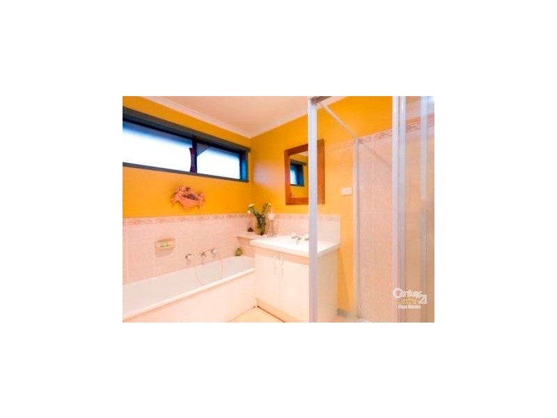 7 Meredith Cres, Hampton Park VIC 3976