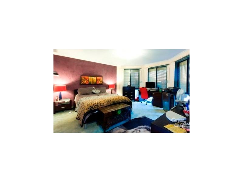 7 Meredith Cres, Hampton Park VIC 3976