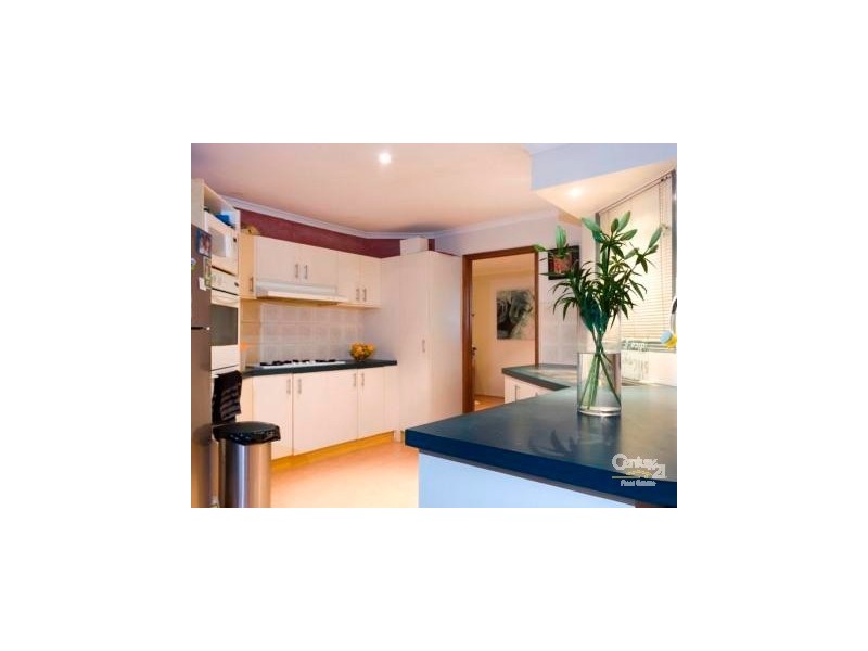 7 Meredith Cres, Hampton Park VIC 3976