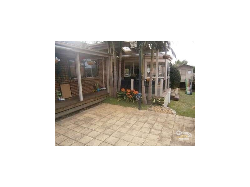 18 Fredrick Rise, Narre Warren South VIC 3805