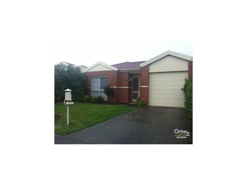 2 Margie Square, Narre Warren South VIC 3805