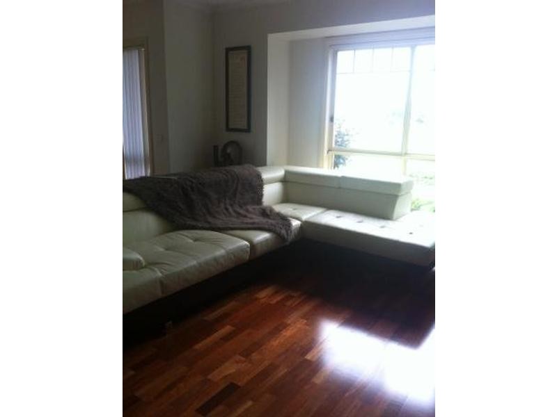 2 Margie Square, Narre Warren South VIC 3805